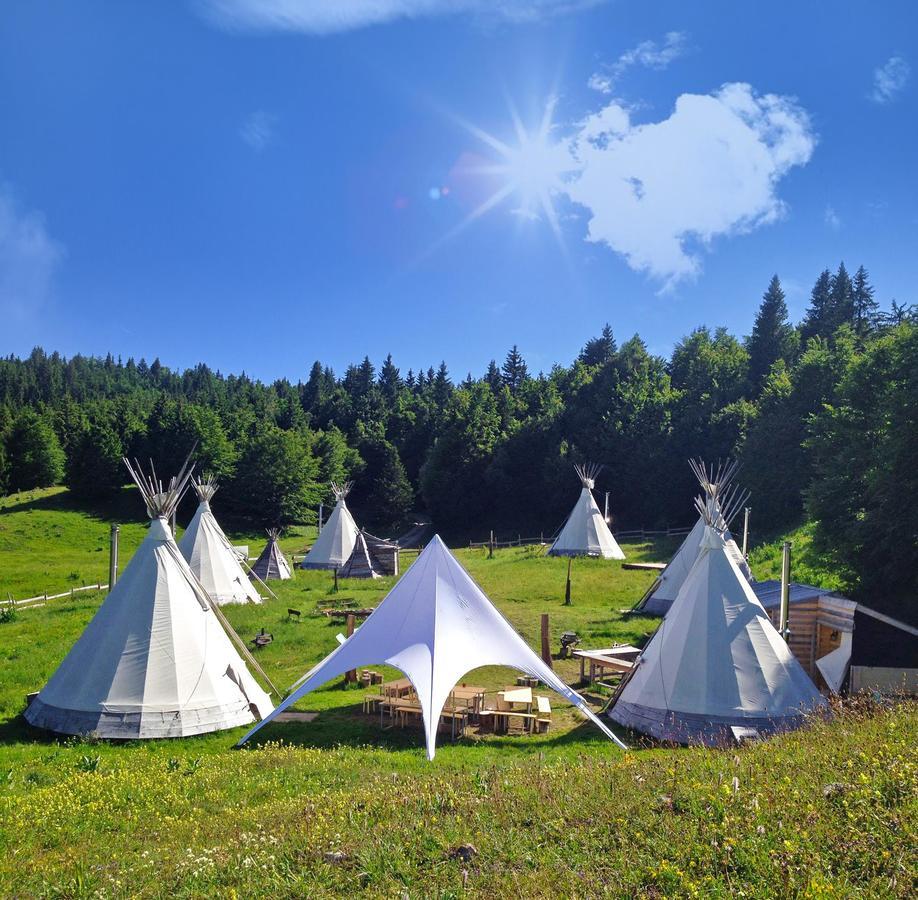 Village Tipi La Feclaz Bagian luar foto